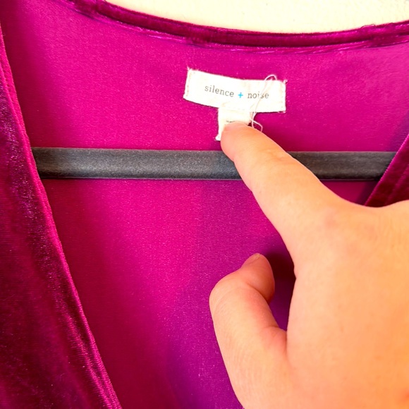 PRICE FIRM Urban Outfitters Pink Velvet Romper - Picture 9 of 12